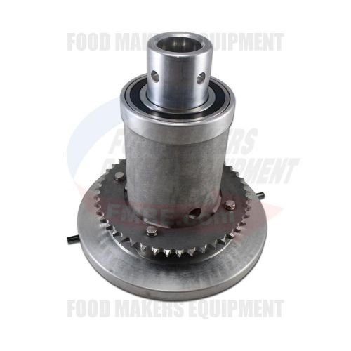 AM Manufacturing R900 RT Rounder Screw Assembly. R108RA