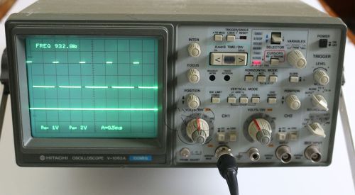 Hitachi V-1065A Dual Trace 2-Channel 100 MHz Oscilloscope