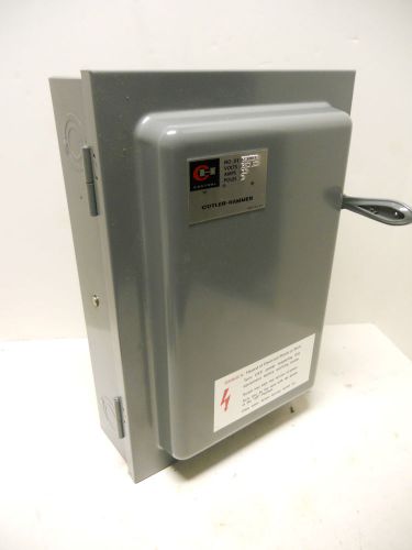 EATON CUTLER-HAMMER DT321UGB 30 AMPS 240 VOLTS 3 POLE DOUBLE THROW SAFETY SWITCH