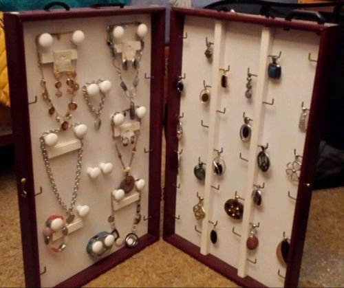 Portable Jewelry Showcase- Luminous
