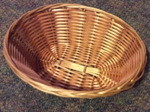 Small Natural Oval Poly Basket 71/2&#034; X 6&#034; X 2 1/2&#034; tall Decorative