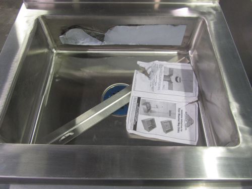 ADVANCE TABCO MOP SINK ON STAINLESS STEEL STAND WITH CASTERS