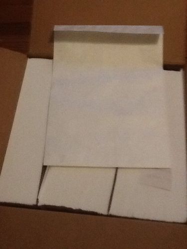 200 Each  9 x 12 Tyvek Envelopes Open End Zip Stick Sub 14