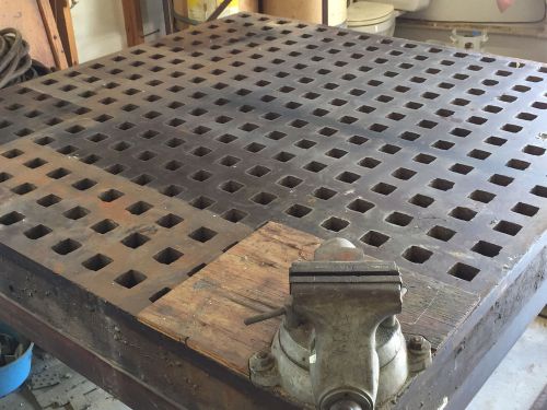 Acorn welding table 5&#039; x 5&#039; heavy duty see pictures for sale