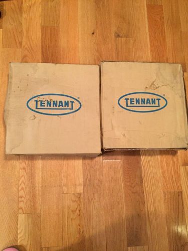Tennant - tn-385946 - driver assy set of 2 brush  new  pad driver 13 inch / 330 for sale