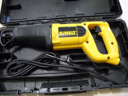 Dewalt Reciprocating Saw DW303 W/Hard Case Excellent ConditionS. Fast Ship