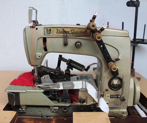 UNION SPECIAL 57700 R Coverstitch 2-Needle Binder Industrial Sewing Machine 220V