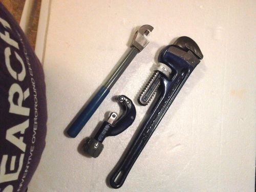 BLUE RIDGID 105 cutter / Swagelok &#034;T&#034; wrench / 14&#034; Ridgid pipe wrench