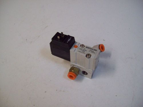 SMC NVKF334-3DZ SOLENOID POPPET VALVE 100PSI - USED - FREE SHIPPING!!