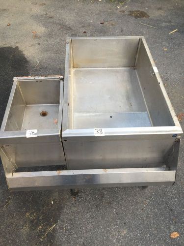 Perlick Undercounter Stainless Steel Ice Bin With COLD PLATE &amp; Side Bin
