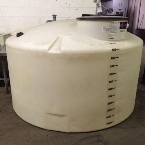 Meese orbitron 1150 gallon poly tank 7&#039; round for sale