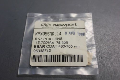NEW NEWPORT BK7 PLANO CONVEX LENS KPX055AR.14 (S19-2-16?A)
