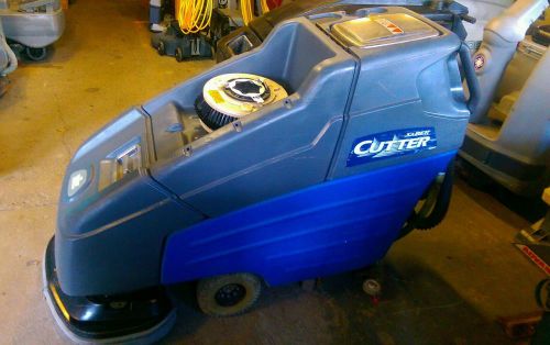 Battery Floor Scrubber