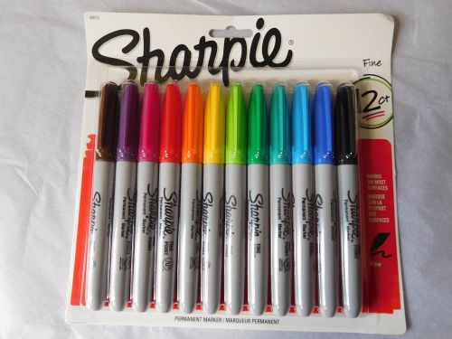Sharpie Fine Point Permanent Markers, 12-Pack  Assorted Colors 30075  New
