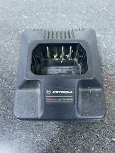 Motorola HTN9630C Rapid Charger  with adapter