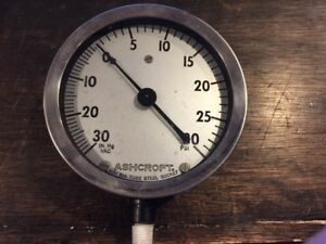 ASHCROFT AISI TUBE STEEL SOCKET Q-8623 PRESSURE GAUGE GAGE 30 IN.Hg VAC - 30 PSI