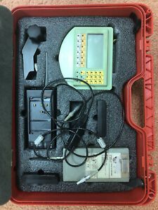 LEICA RCS1100 W/CASE, PRISM, BATTERIES