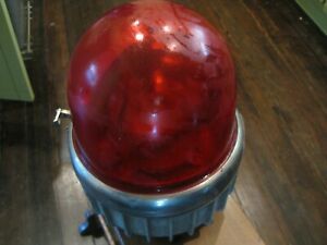 Vintage COMMANDER Federal Signal 371L 120 Volt A3 Series Rotating Light Lamp