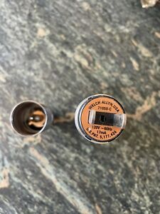 WELCH ALLYN 901087 3.5V NICKEL-CADMIUM CONVERTIBLE RECHARGEABLE HANDLE