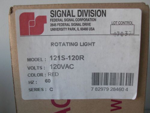 SIGNAL DIVISION FEDERAL SIGNAL Model #121S-120R SER. C WARNING LIGHT, NEW
