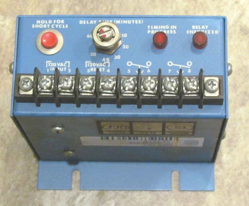 Electro-Matic B2646 Time Delay Relay One Hour On SMC-B2646-010 Timer Off