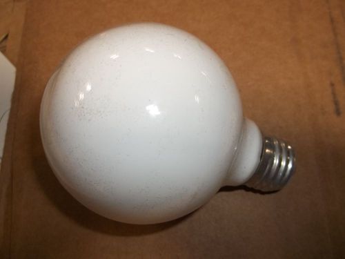 Sylvania Incandescent G25 Decor Bulb 25G25/W 120V  1 LAMP