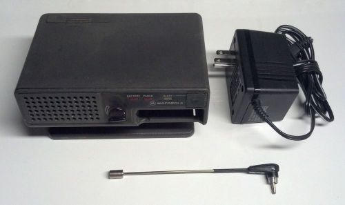 Motorola Minitor II 2 Fire Pager Amplified Base Battery Charger UHF Antenna Cord