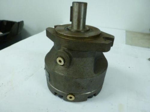 83709 Old-Stock, White 930225A10ZWZAAAA Hydraulic Motor, 2000 lb-in