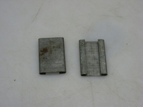Lot of 200 1-1/4 x 2-1/4&#034; Closed Steel Banding Clip Seal