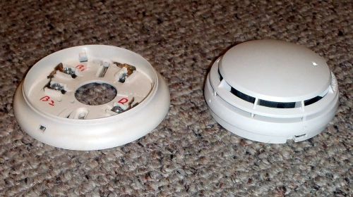 (5) SIMPLEX 4098-9601 PHOTOELECTRIC SMOKE DETECTOR with BASE 4098-9788