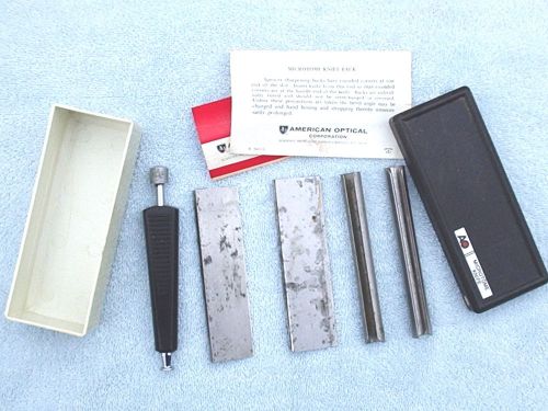 Vintage American Optical Microtome Knife handle two blades storage box