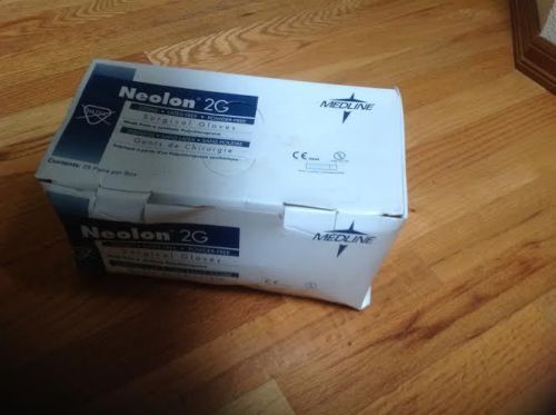 Medline MDS207065 Neolon 2G Powder-Free Surgical Gloves Size 7 (Box of 25)