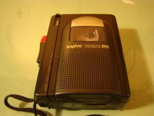 SANYO TRC-960C HANDHELD STANDARD CASSETTE VOICE RECORDER