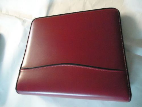 FRANKLIN COVEY Manmade Binder, 1.5&#034; Rings, Burgundy, &#034;Classic&#034; Sz, XLNT Used!
