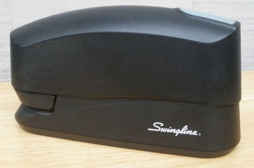 SWINGLINE ELECTRIC STAPLER WORKS WITH BATTERY OR AC ADAPTER- M0DEL 421xx - WORKS