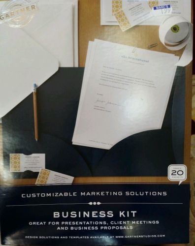 GARTNER Paper/Folder/Card Customizable Business Presentation Kit White/Navy Blue