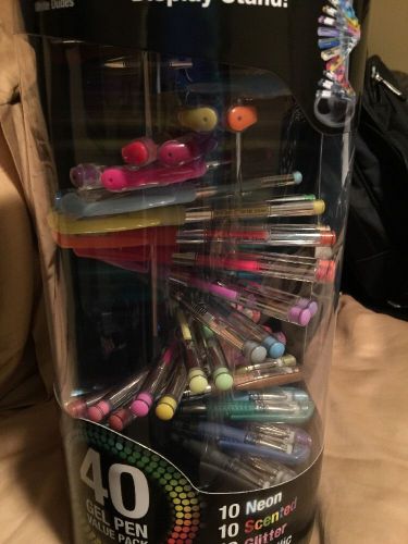 Includes Stand Board Dudes Write Dudes Fashion Gel Pens (40 ct.)