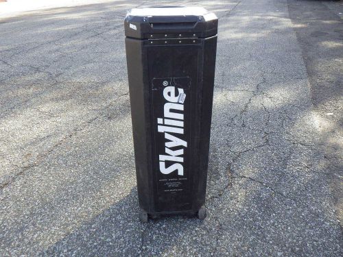 Skyline mirage classic 10&#039; x 10&#039; pop-up display w/ case &amp; panels for sale
