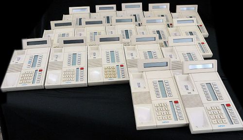 Lot 17 ITT Cortelco 911875-MOE-20E Business Office Display Phone eOn Millennium