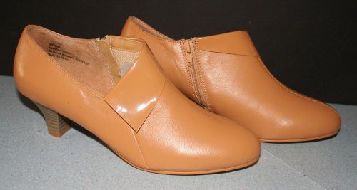 Women&#039;s AJ Valenci Leather shoes ankle boots, 9, Camel Caramel, NWOT~