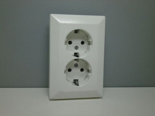German eu 250v 16a 2-pole double duplex socket outlet receptacle steckdose for sale