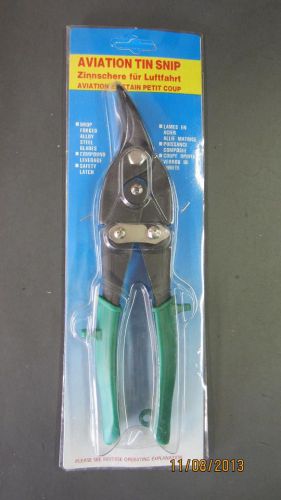 NEW CASE OF 6O PC&#039;S DROP FORGED STEEL RIGHT CUT GREEN HANDLE TIN SNIPS $210. NR