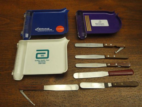Pharmacy Counting Trays and Spatulas