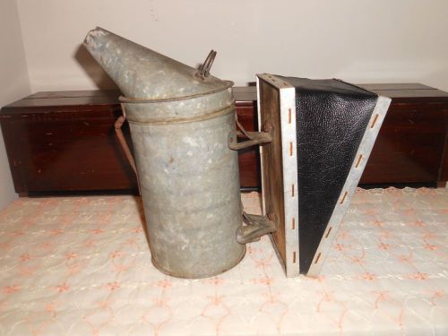 Vintage Old Collectible Root Quality Bee Supply Smoker Primitive functional work