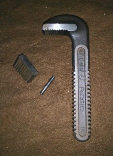Set of ridgid  14&#034; pipe wrench replacement parts -hook jaw with heel jaw and pin for sale