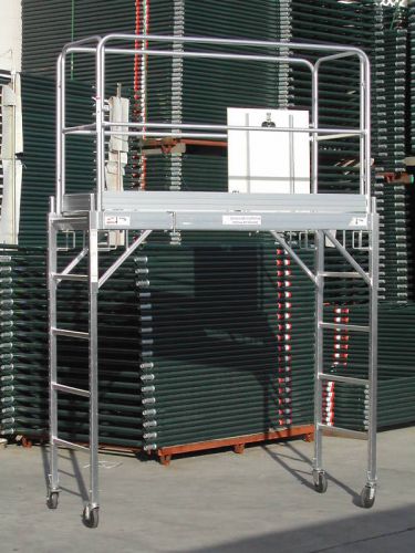 Aluminum scaffold rolling tower 6&#039; deck standing high with gaurd rail and u lock for sale