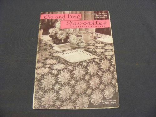 1947 Book #238 Clarks J&amp;P Coats Old &amp; New Favorites Book of CROCHET CROSS-STITCH