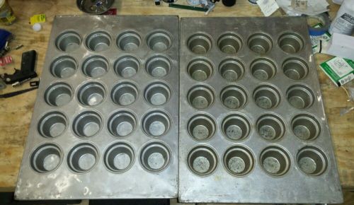 Lot of 5 Chicago Metallic # 455D, 20 Cup Muffin Pan