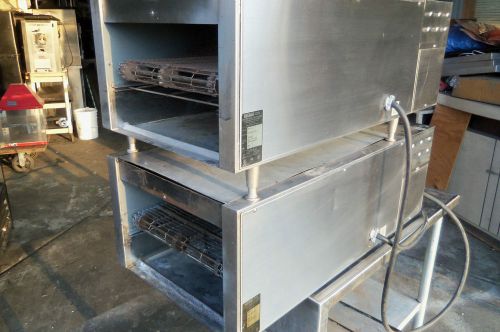 HOLMAN ELECTRIC CONVEYOR TOASTER OVEN, from QUIZNO&#039;S, 220v, Double Oven, Working