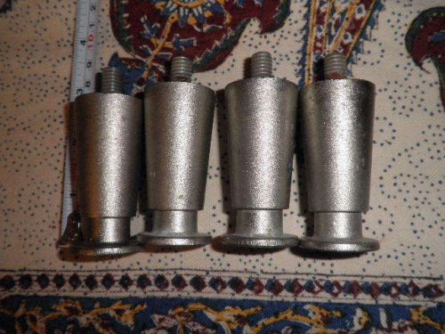 SET OF 4 THREADED COMMERCIAL KITCHEN EQUIPMENT LEGS 2 1/2&#034; ADJUSTS TO 3-1/2&#034;